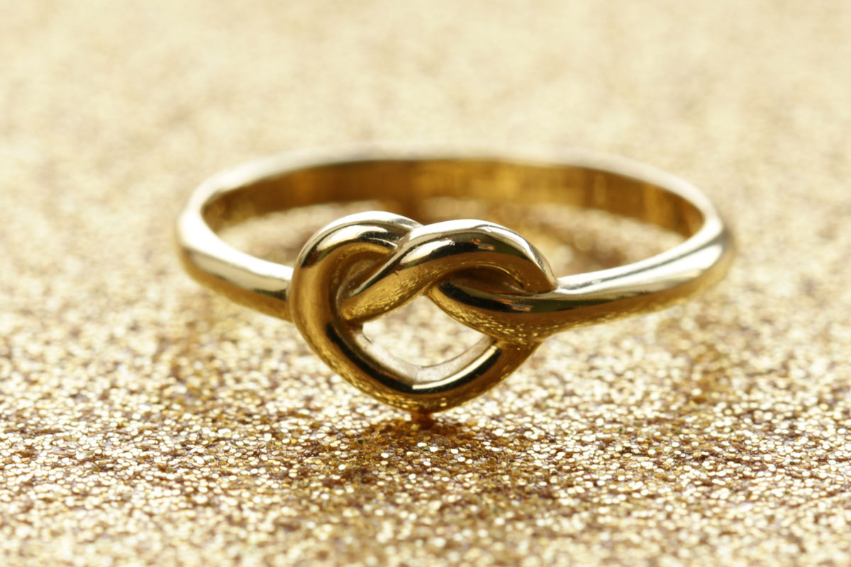 gold jewellery